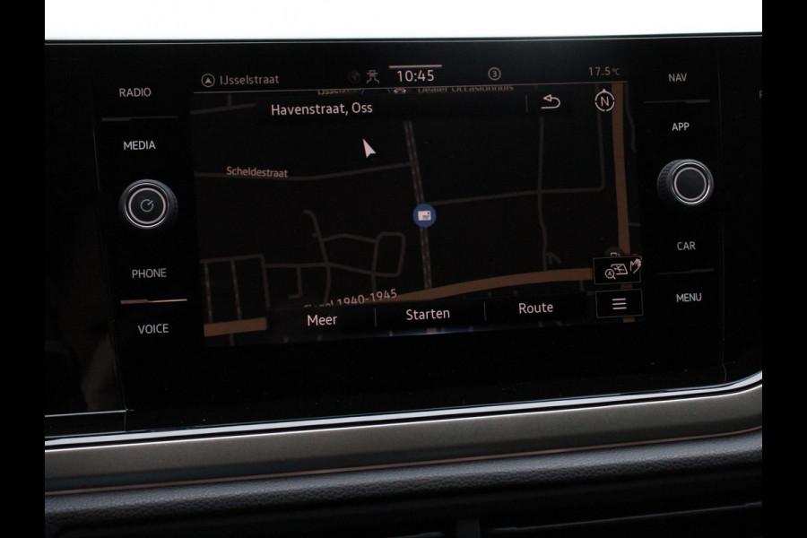 Volkswagen Polo 1.0 TSI Move Navigatie App Connect / Android Auto / Apple Carplay Climate Control Parkeer sensoren Lichtmetalen Velgen Dab Digitale Cockpit