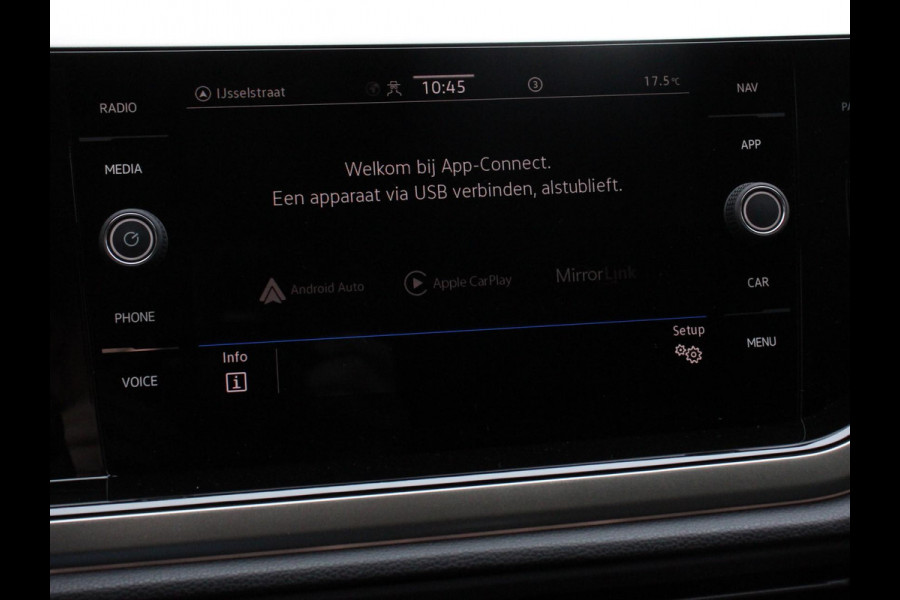 Volkswagen Polo 1.0 TSI Move Navigatie App Connect / Android Auto / Apple Carplay Climate Control Parkeer sensoren Lichtmetalen Velgen Dab Digitale Cockpit