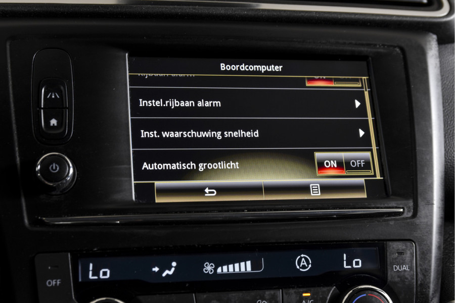Renault Kadjar 1.2 TCe 130 PK Extase - Automaat | Cruise | Stoelverw. | PDC | Camera | NAV | ECC | Trekhaak | LM 19" |
