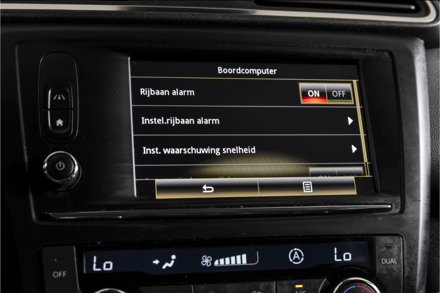 Renault Kadjar 1.2 TCe 130 PK Extase - Automaat | Cruise | Stoelverw. | PDC | Camera | NAV | ECC | Trekhaak | LM 19" |
