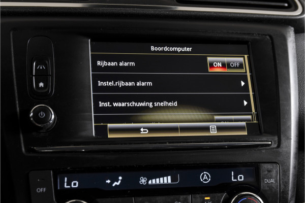 Renault Kadjar 1.2 TCe 130 PK Extase - Automaat | Cruise | Stoelverw. | PDC | Camera | NAV | ECC | Trekhaak | LM 19" |