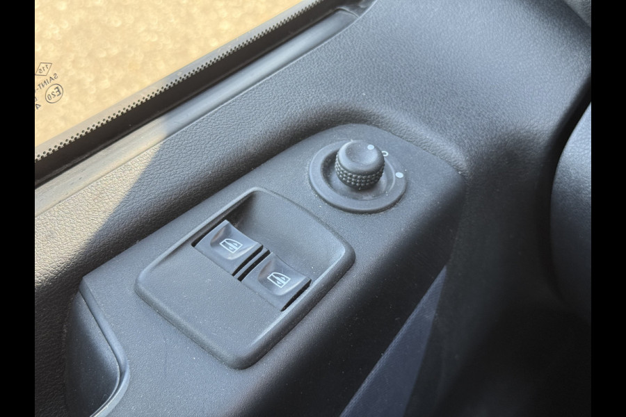 Opel Vivaro 1.6 CDTI L2H1 Edition | NL-auto | Navi | Carplay | Camera | Airco | Cruisec. | Trekhaak | Imperiaal