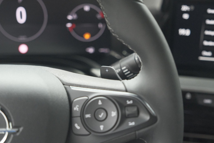 Opel Mokka Turbo 130 EAT8 Ultimate | Camera | Dodehoekdetectie | Massage | Adaptieve Cruise Control