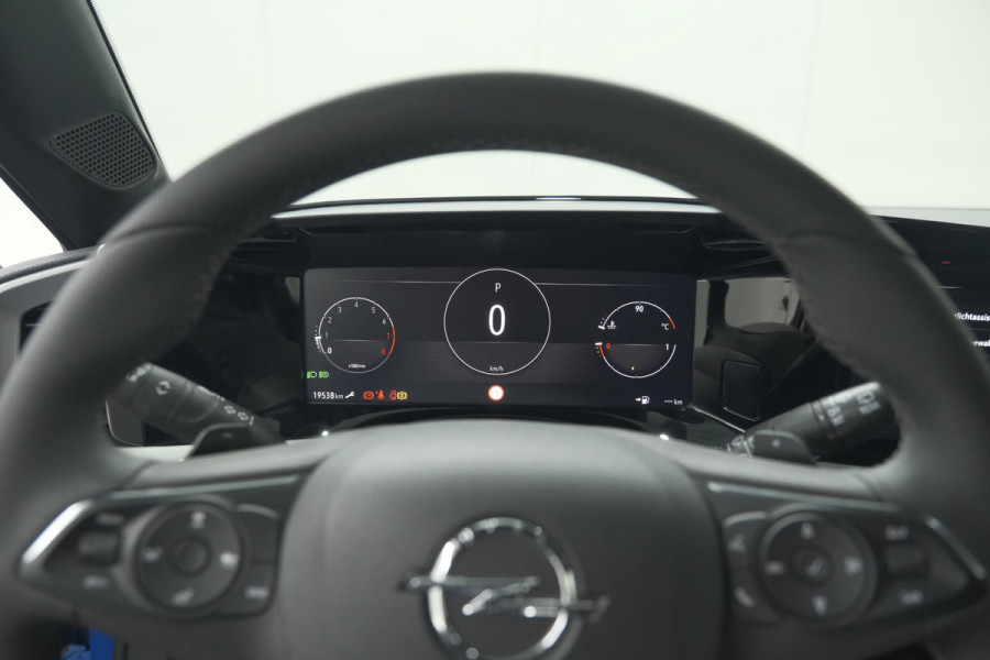Opel Mokka Turbo 130 EAT8 Ultimate | Camera | Dodehoekdetectie | Massage | Adaptieve Cruise Control