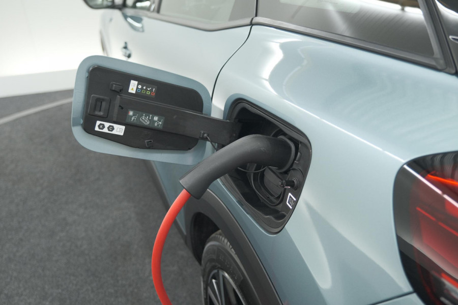 Citroën Ë-C4 Feel Pack 50 kWh | Camera | Apple Carplay | Parkeersensoren