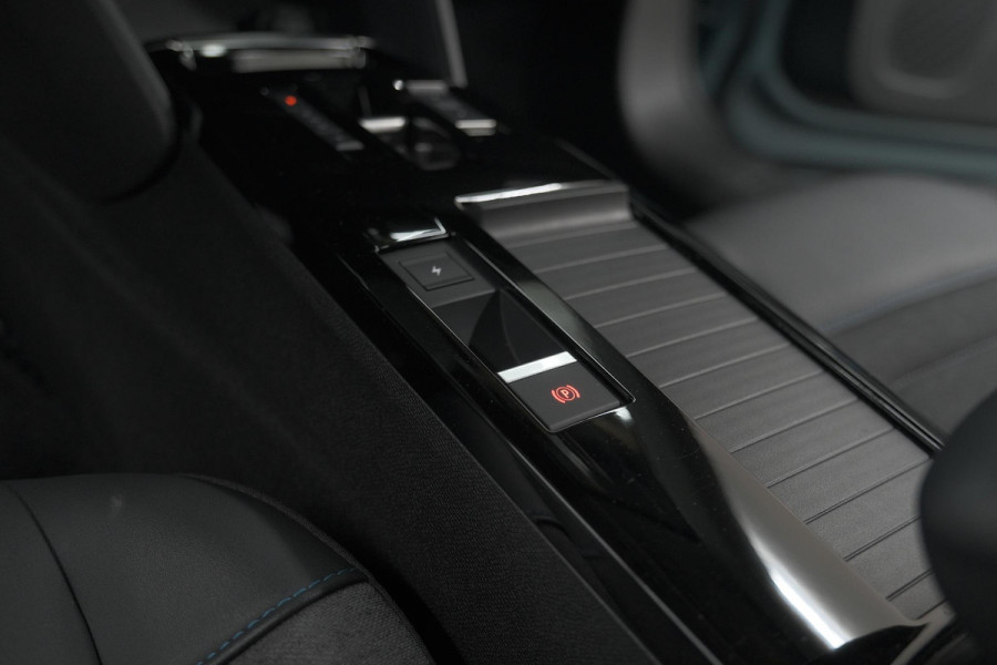 Citroën Ë-C4 Feel Pack 50 kWh | Camera | Apple Carplay | Parkeersensoren