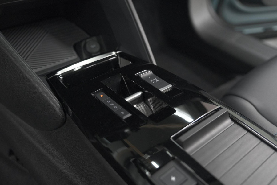 Citroën Ë-C4 Feel Pack 50 kWh | Camera | Apple Carplay | Parkeersensoren