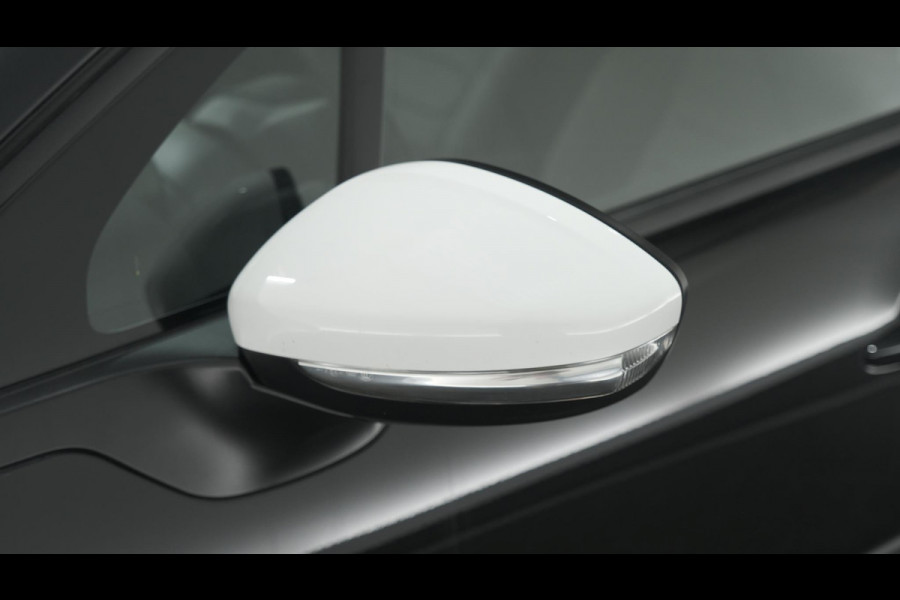 Citroën C3 PureTech 82 Feel Edition | Apple Carplay | Parkeersensoren | Navigatie | Climate Control | 16 Inch Velgen