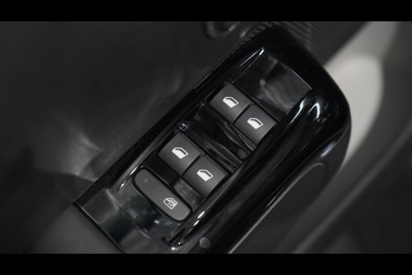 Citroën C3 PureTech 82 Feel Edition | Apple Carplay | Parkeersensoren | Navigatie | Climate Control | 16 Inch Velgen
