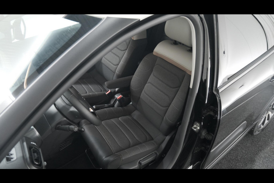 Citroën C3 PureTech 82 Feel Edition | Apple Carplay | Parkeersensoren | Navigatie | Climate Control | 16 Inch Velgen