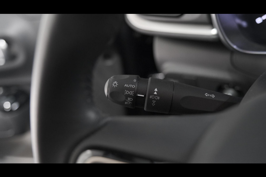 Citroën C3 PureTech 82 Feel Edition | Apple Carplay | Parkeersensoren | Navigatie | Climate Control | 16 Inch Velgen