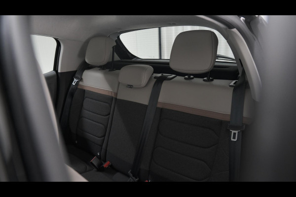 Citroën C3 PureTech 82 Feel Edition | Apple Carplay | Parkeersensoren | Navigatie | Climate Control | 16 Inch Velgen