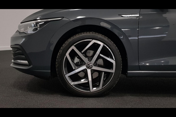 Volkswagen Golf 1.5 eTSI 150pk DSG Style | Navigatie | Climate Control | Camera | Parkeer sensoren | 18" LMV| Led | Keyless entry | Stoelverwarming
