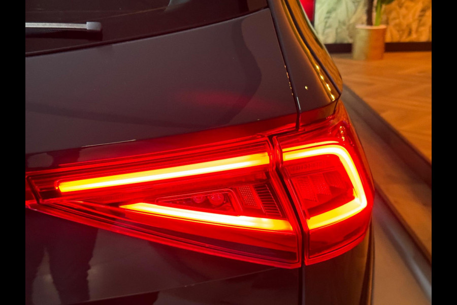 Seat Tarraco 1.5 TSI Xcellence Garantie CarPlay Camera Beats PDC Blindspot Adoptieve Cruise Lane Front Clima Navi LED Rijklaar