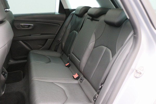 Seat León ST 1.8 TSI Xcellence Automaat Panoramadak, Navi, Camera, LED, Climate