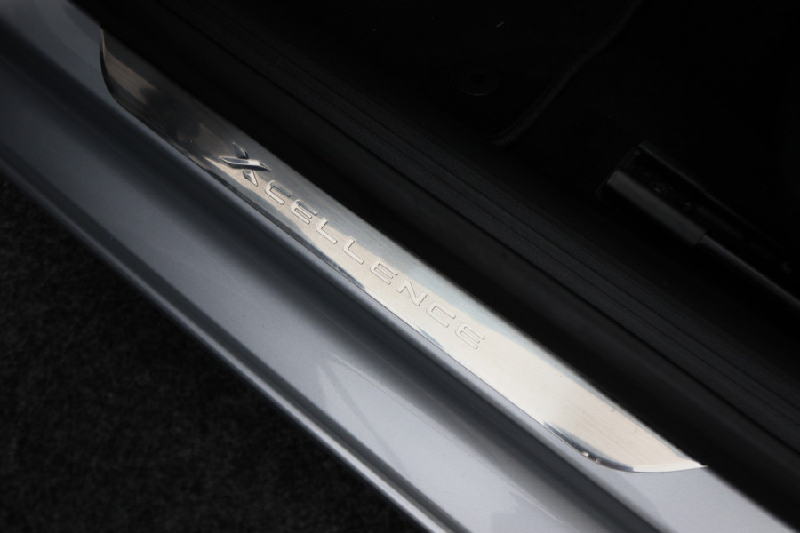 Seat León ST 1.8 TSI Xcellence Automaat Panoramadak, Navi, Camera, LED, Climate