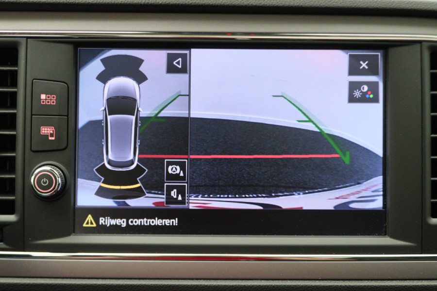 Seat León ST 1.8 TSI Xcellence Automaat Panoramadak, Navi, Camera, LED, Climate