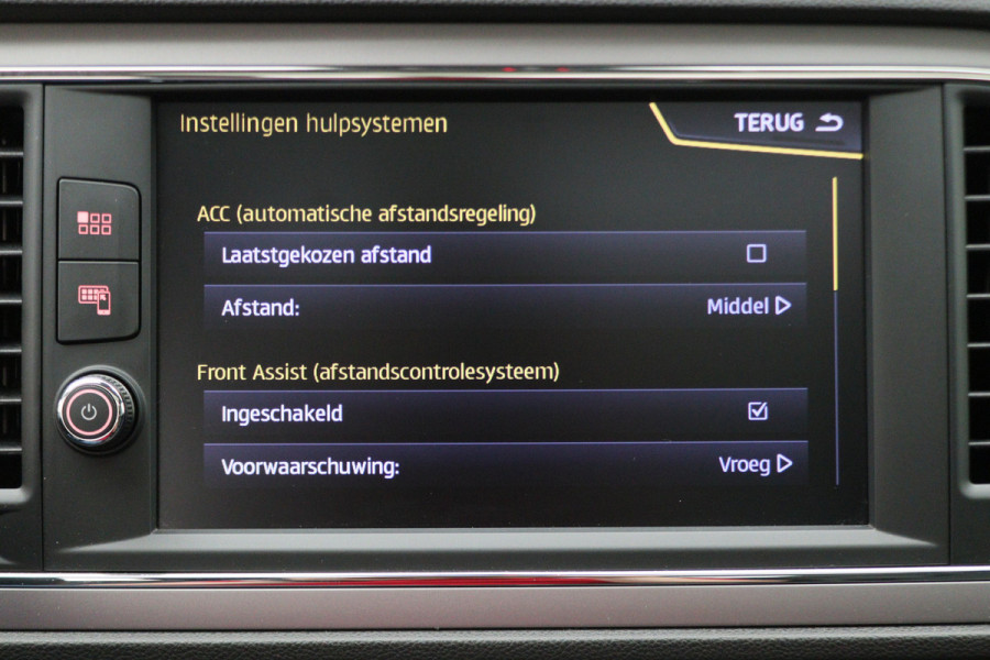 Seat León ST 1.8 TSI Xcellence Automaat Panoramadak, Navi, Camera, LED, Climate