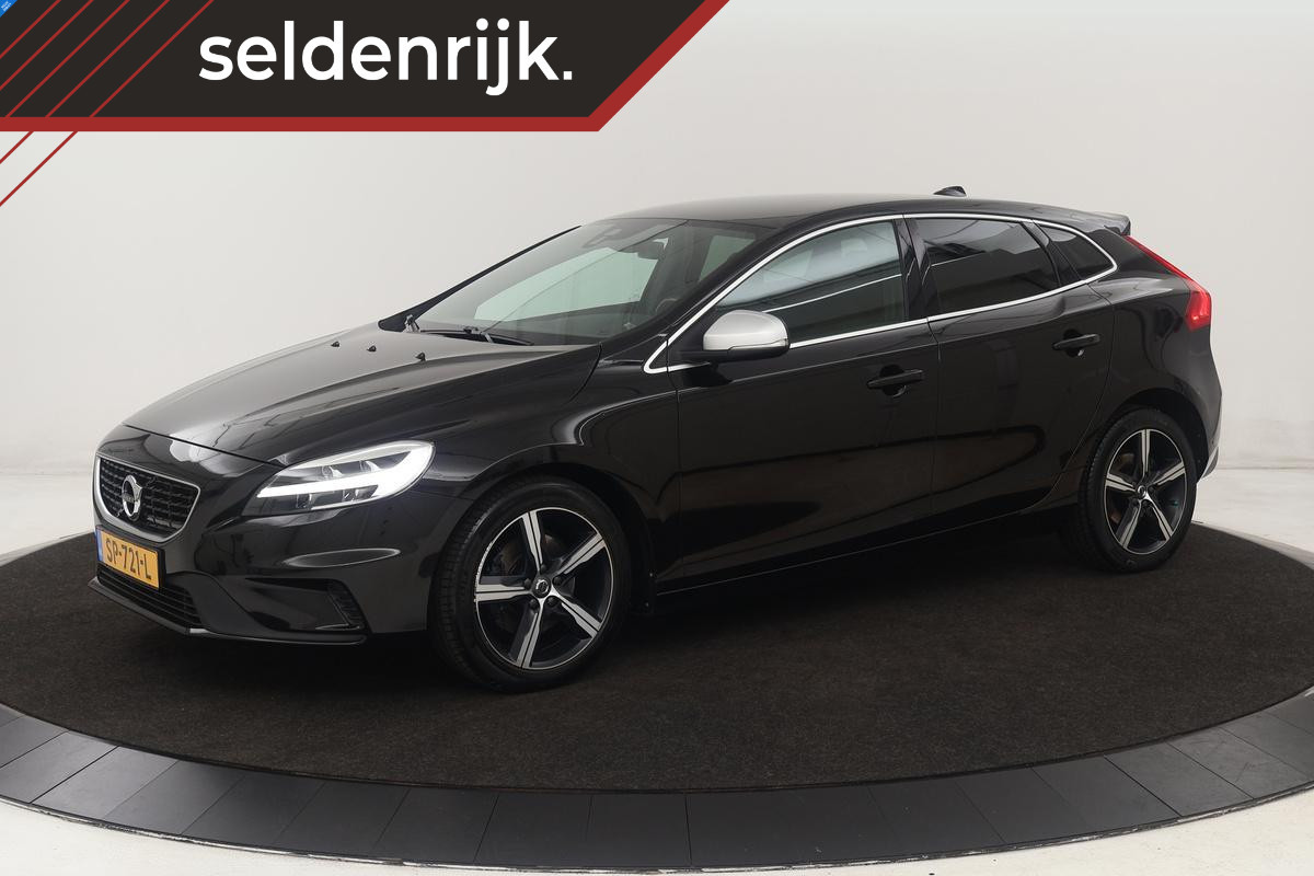 Volvo V40 2.0 T4 Sport | Stoelverwarming | Full LED | Navigatie | Leder/Alcantara | Climate control | Parkeerhulp | Cruise control | R Design Volvo V40 2.0 T4 Sport | Stoelverwarming | Full LED | Navigatie | Leder/Alcantara | Climate control | Parkeerhulp | Cruise control | R Design