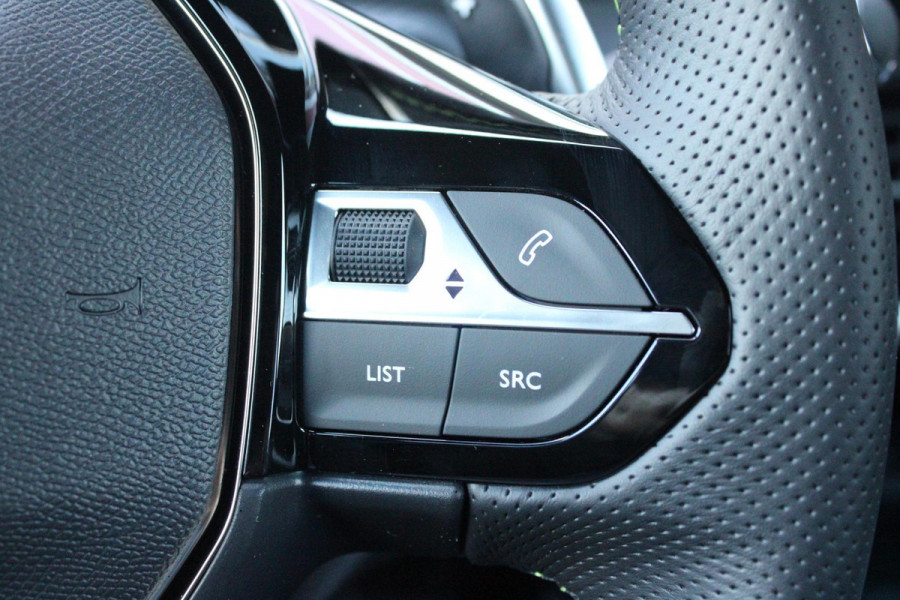 Peugeot 2008 1.2 130PK AUTOMAAT GT PACK | ELEKTRISCH BEDIENBARE BESTUURDERSSTOEL | NAVIGATIE | FULL LED KOPLAMPEN | DRAADLOZE APPLE CARPLAY/ANDROID AUTO | ADAPTIVE CRUISE CONTROL | CAMERA VOOR + ACHTER | CLIMATE CONTROL | LICHTMETALEN VELGEN 17" | KEYLESS ENTRY/START | DAB+ RADIO | ALCANTARA/LEDEREN BEKLEDING  | DODEHOEK DETECTIE | PARKEERSENSOREN VOOR + ACHTER | STOEL VERWARMING |