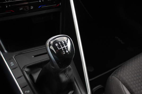 Volkswagen Polo 1.0 TSI Life Nieuw model ! | Navigatie | Climate Control | Adaptive Cruise Control | Lane/Side Assist | Camera | Licht + Zichtpakket | Stoelverwarming | App Connect  / Apple Carplay /Android Auto