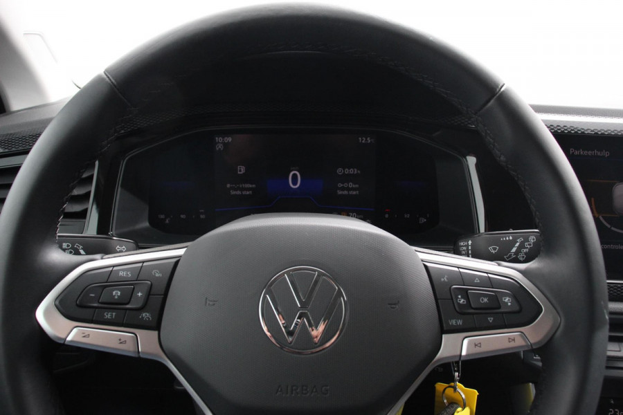 Volkswagen Polo 1.0 TSI Life Nieuw model ! | Navigatie | Climate Control | Adaptive Cruise Control | Lane/Side Assist | Camera | Licht + Zichtpakket | Stoelverwarming | App Connect  / Apple Carplay /Android Auto