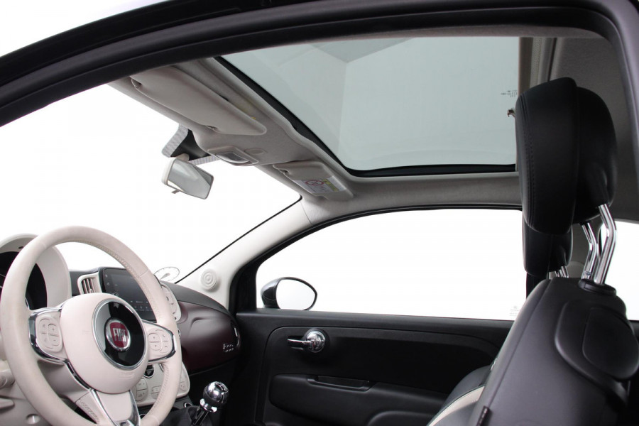 Fiat 500 1.2 Star | Lederen Bekleding | Navigatie | Panorama dak | Climate Control | Parkeer Sensoren | Lichtmetalen Velgen