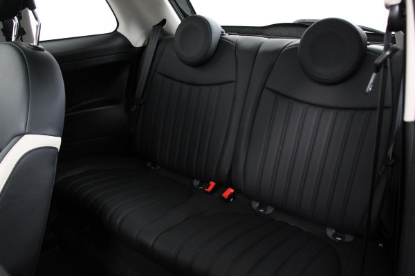 Fiat 500 1.2 Star | Lederen Bekleding | Navigatie | Panorama dak | Climate Control | Parkeer Sensoren | Lichtmetalen Velgen