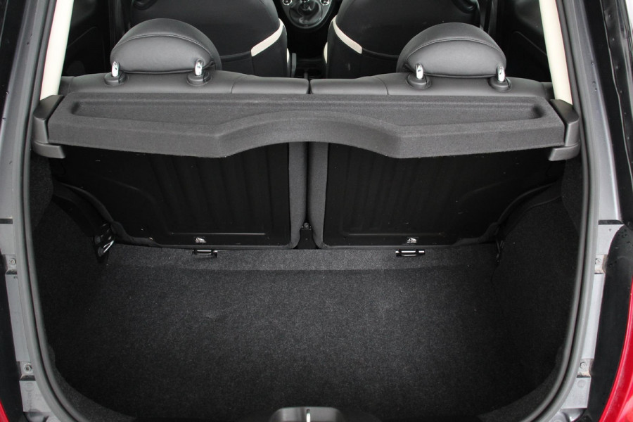 Fiat 500 1.2 Star | Lederen Bekleding | Navigatie | Panorama dak | Climate Control | Parkeer Sensoren | Lichtmetalen Velgen