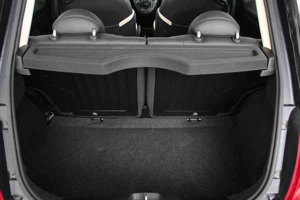 Fiat 500 1.2 Star | Lederen Bekleding | Navigatie | Panorama dak | Climate Control | Parkeer Sensoren | Lichtmetalen Velgen