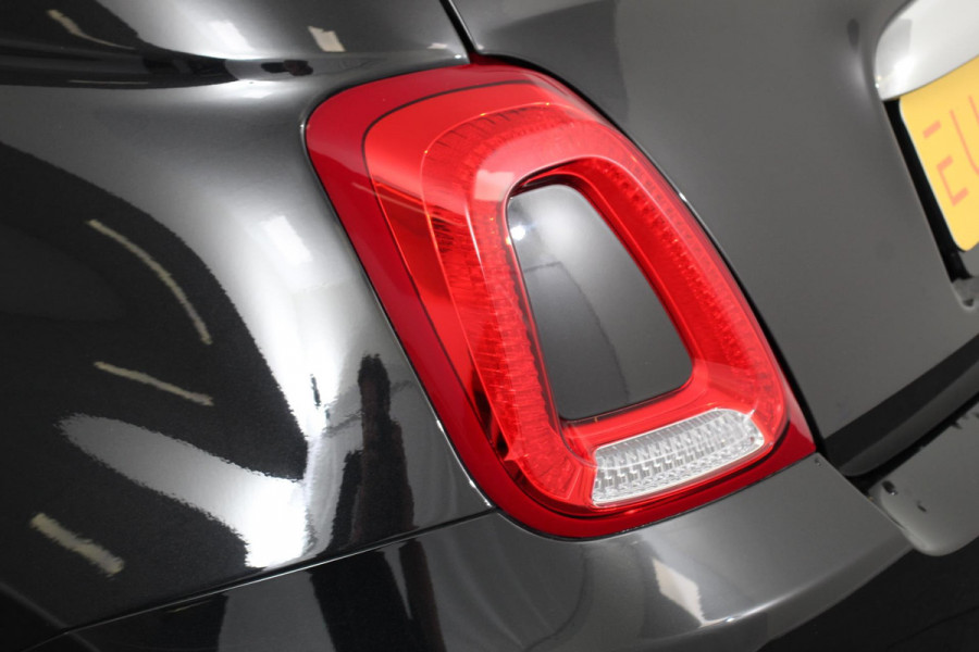 Fiat 500 1.2 Star | Lederen Bekleding | Navigatie | Panorama dak | Climate Control | Parkeer Sensoren | Lichtmetalen Velgen