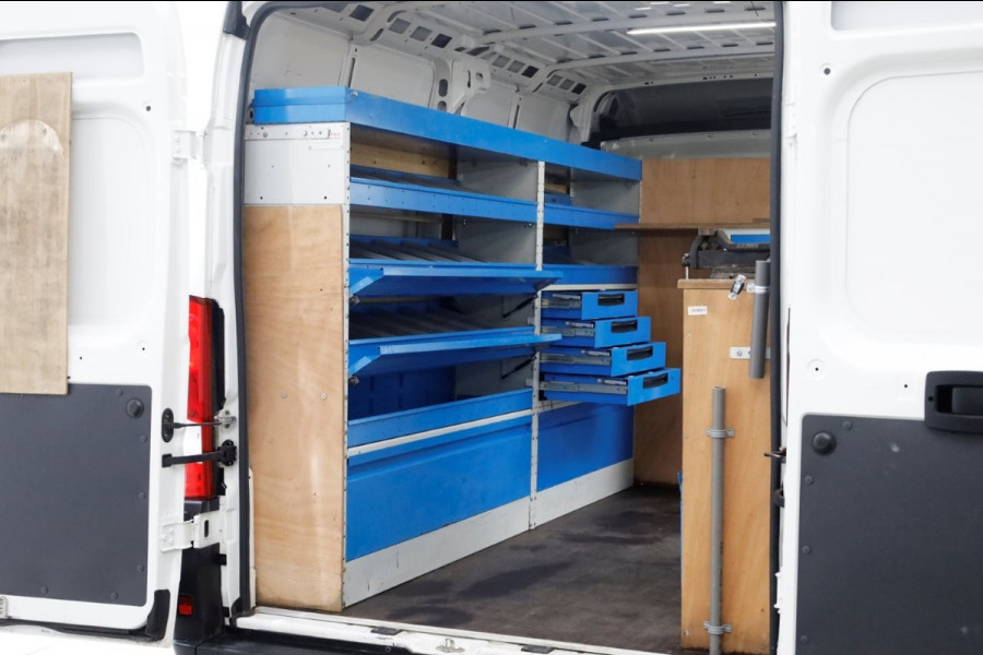 Peugeot Boxer 2.2 BlueHDi 140pk E6 L2H2 Premium Airco/Inrichting 11-2019