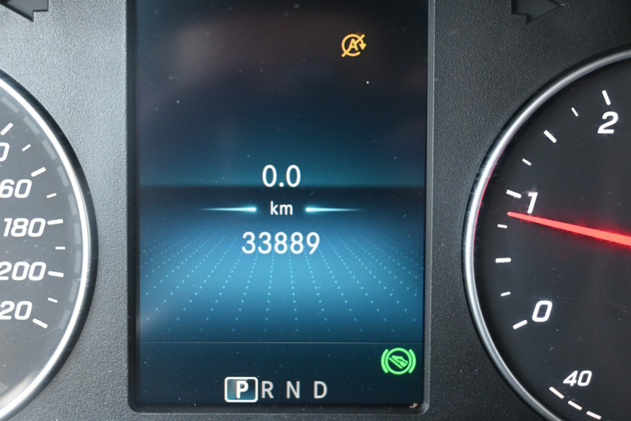Mercedes-Benz Citan 110 CDI L1 Pro 3 Zitplaatsen, MBUX met camera en navigatie, Trekhaak