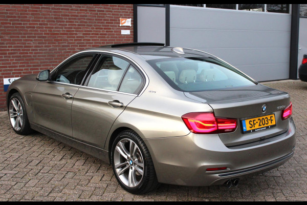 BMW 3-serie 330e Sport Line, Schuifdak (BTW-auto, 1e eigenaar)