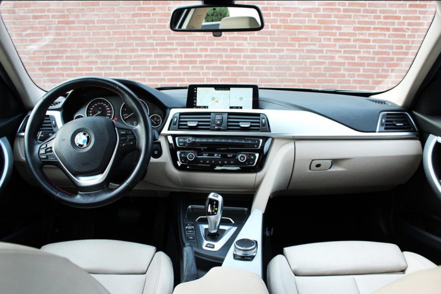 BMW 3-serie 330e Sport Line, Schuifdak (BTW-auto, 1e eigenaar)