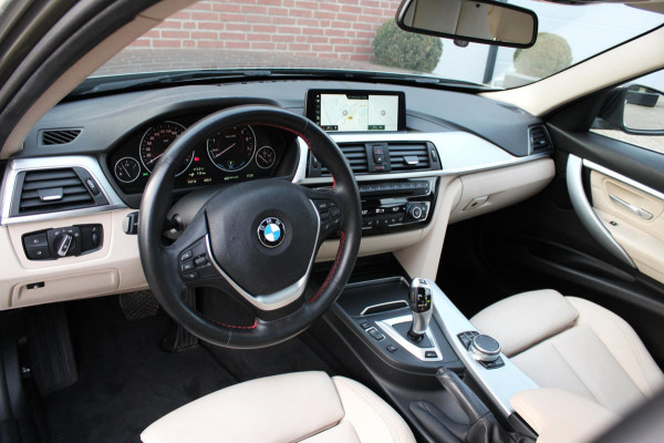 BMW 3-serie 330e Sport Line, Schuifdak (BTW-auto, 1e eigenaar)
