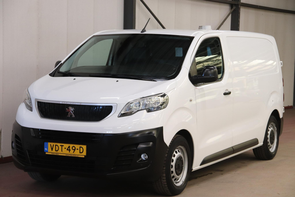 Peugeot Expert 1.5 BlueHDI L2H1 MET INRICHTING EN TREKHAAK Peugeot Expert 1.5 BlueHDI L2H1 MET INRICHTING EN TREKHAAK