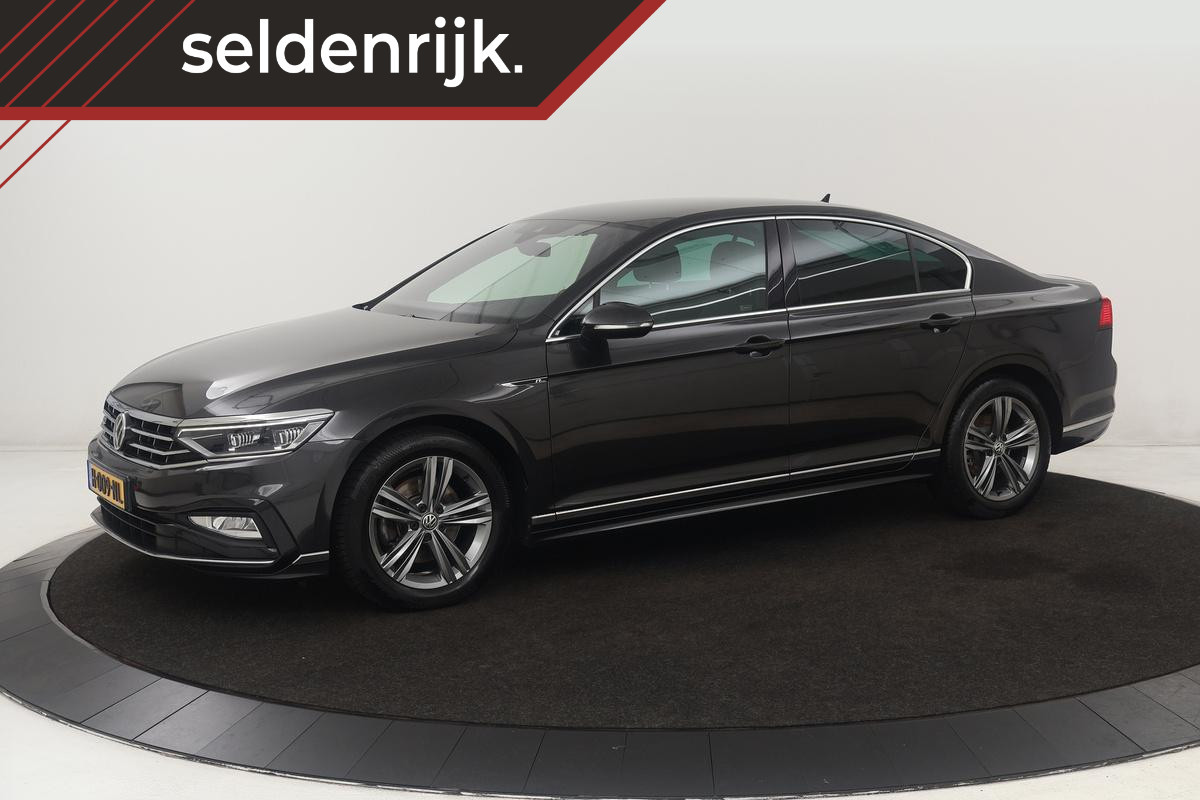 Volkswagen Passat 1.5 TSI R Line | Stoelverwarming | Matrix LED | Adaptive cruise | Carplay | Leder/Alcantara | Navigatie | Parkeerhulp Volkswagen Passat 1.5 TSI R Line | Stoelverwarming | Matrix LED | Adaptive cruise | Carplay | Leder/Alcantara | Navigatie | Parkeerhulp