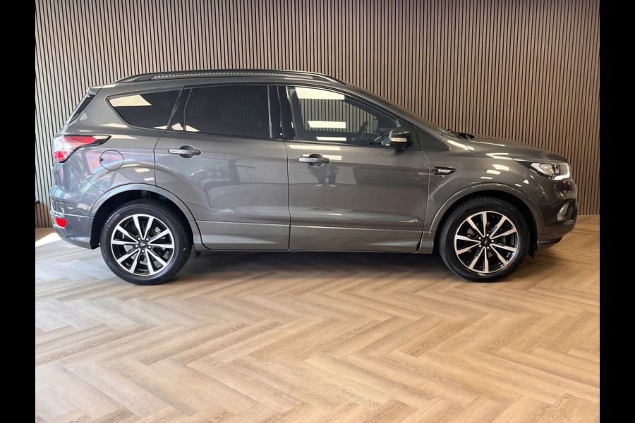 Ford Kuga 1.5 EcoBoost ST Line NAVI LED CAMERA CRUISE CLIMATE CONTROL PDC