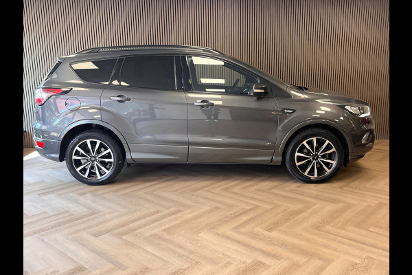 Ford Kuga 1.5 EcoBoost ST Line NAVI LED CAMERA CRUISE CLIMATE CONTROL PDC