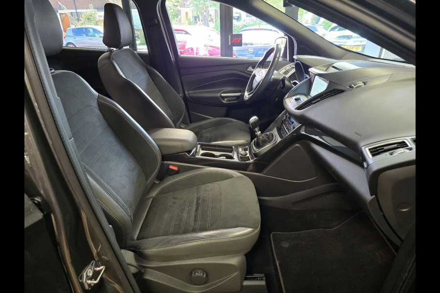 Ford Kuga 1.5 EcoBoost ST Line NAVI LED CAMERA CRUISE CLIMATE CONTROL PDC
