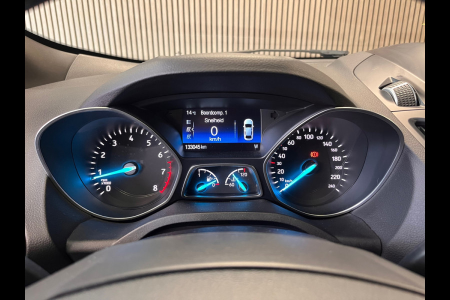 Ford Kuga 1.5 EcoBoost ST Line NAVI LED CAMERA CRUISE CLIMATE CONTROL PDC