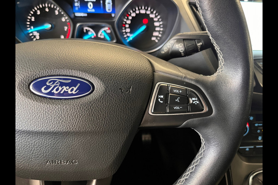 Ford Kuga 1.5 EcoBoost ST Line NAVI LED CAMERA CRUISE CLIMATE CONTROL PDC