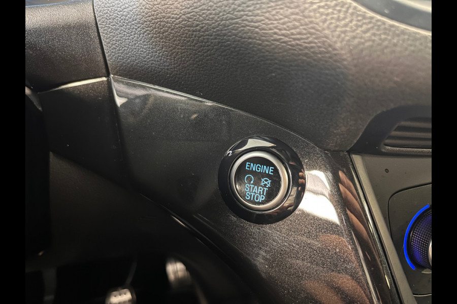 Ford Kuga 1.5 EcoBoost ST Line NAVI LED CAMERA CRUISE CLIMATE CONTROL PDC