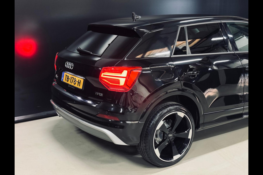 Audi Q2 1.4 TFSI 150PK S-Line, S-Tronic, Navi, 19" Rotors, Camera, Hud, PDC, Voll Led, Bluetooth/Tel, Volledig Onderhoud