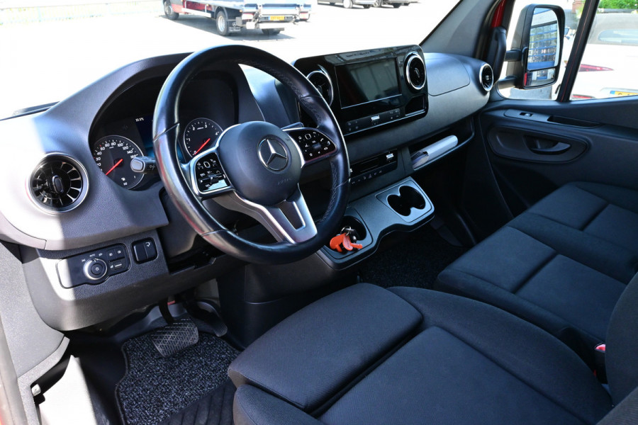 Mercedes-Benz Sprinter 515 CDI L3 Bakwagen met laadklep Dhollandia klep, LED, Distronic, Geveerde stoel