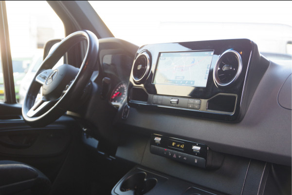 Mercedes-Benz Sprinter 319 3.0 CDI L2H2 LED, LUCHTVERING, 3.5T TREKHAAK, MBUX 10'', 360 CAMERA, STOELVERWARMING, CRUISE, NAVI, CLIMA, STANDKACHEL, APPL