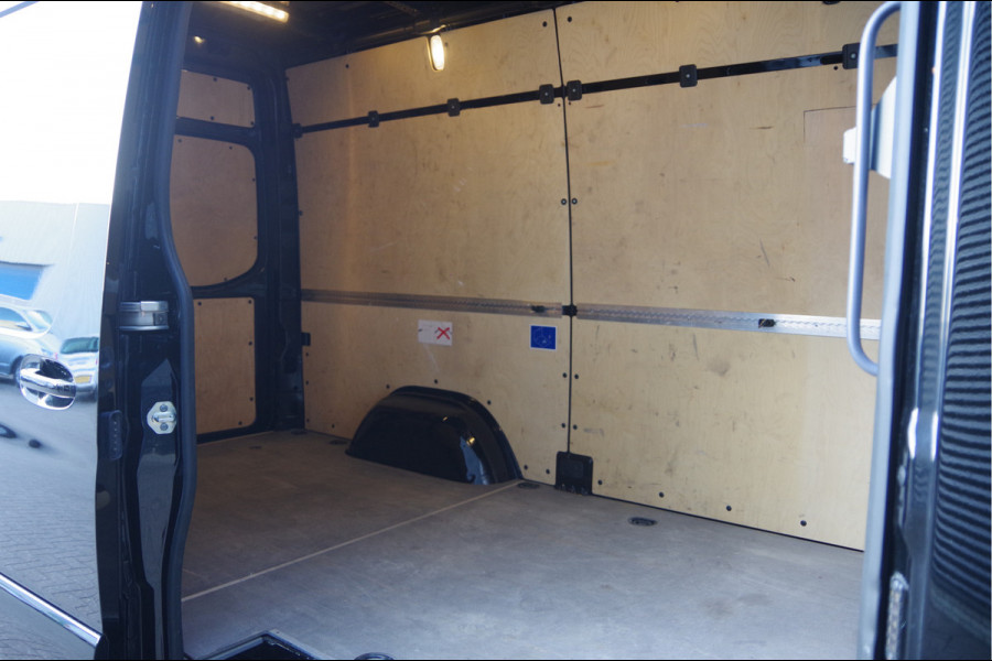Mercedes-Benz Sprinter 319 3.0 CDI L2H2 LED, LUCHTVERING, 3.5T TREKHAAK, MBUX 10'', 360 CAMERA, STOELVERWARMING, CRUISE, NAVI, CLIMA, STANDKACHEL, APPL