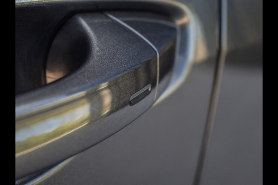 Audi Q3 Sportback 45 TFSI e S EDITION | PANORAMADAK | SONOS SOUND | ADAPTIVE CRUISE | MATRIX-LED | MAGNETIC RIDE | FULL LEDER | TREKHAAK | KEYLESS