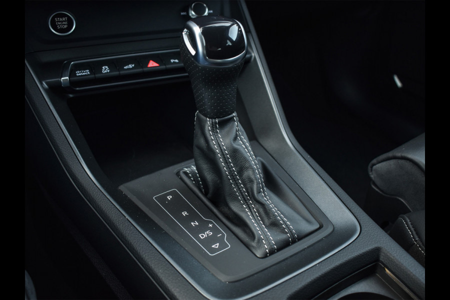 Audi Q3 Sportback 45 TFSI e S EDITION | PANORAMADAK | SONOS SOUND | ADAPTIVE CRUISE | MATRIX-LED | MAGNETIC RIDE | FULL LEDER | TREKHAAK | KEYLESS